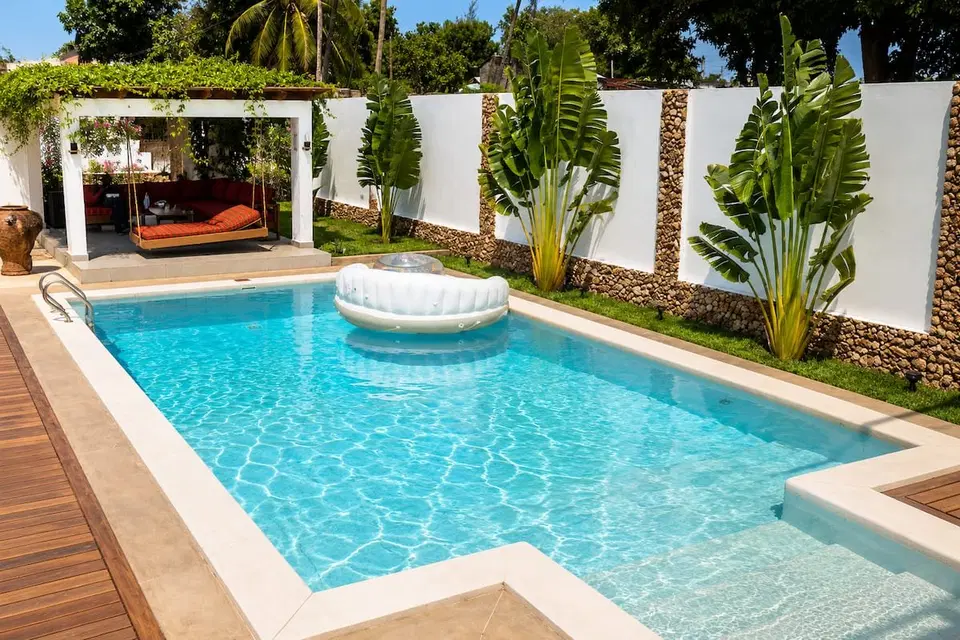 Modern Pool Villa | 5BR Stay, Diani photo 2