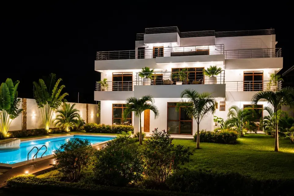 Modern Pool Villa | 5BR Stay, Diani photo 5
