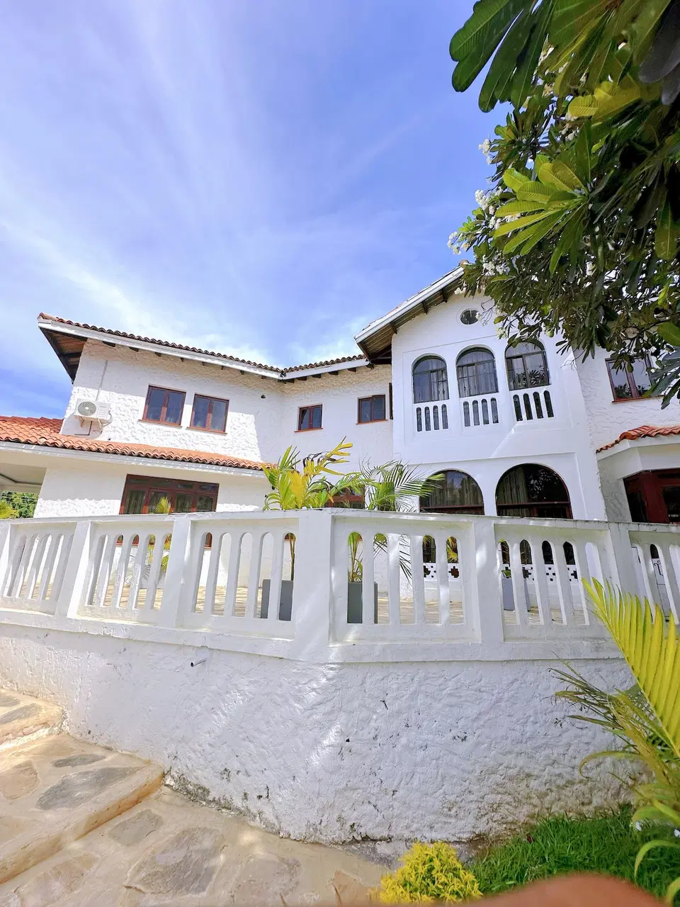 Coastal Luxury 3BR Villa, pool, near beach, malls photo 4