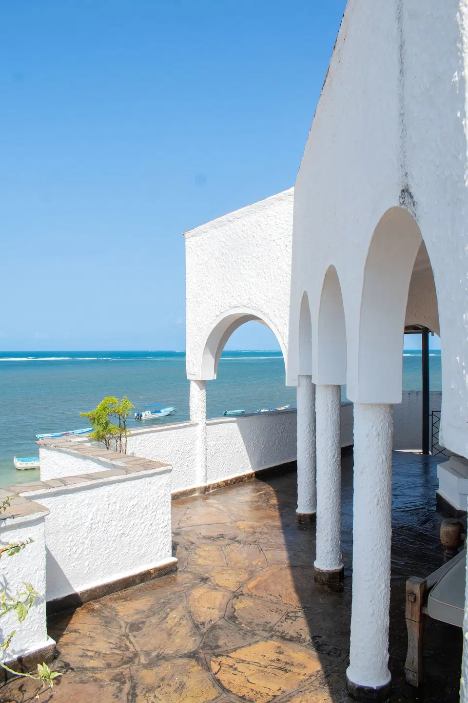 Panoramic Oceanfront Penthouse Pool & Housekeeping photo 4