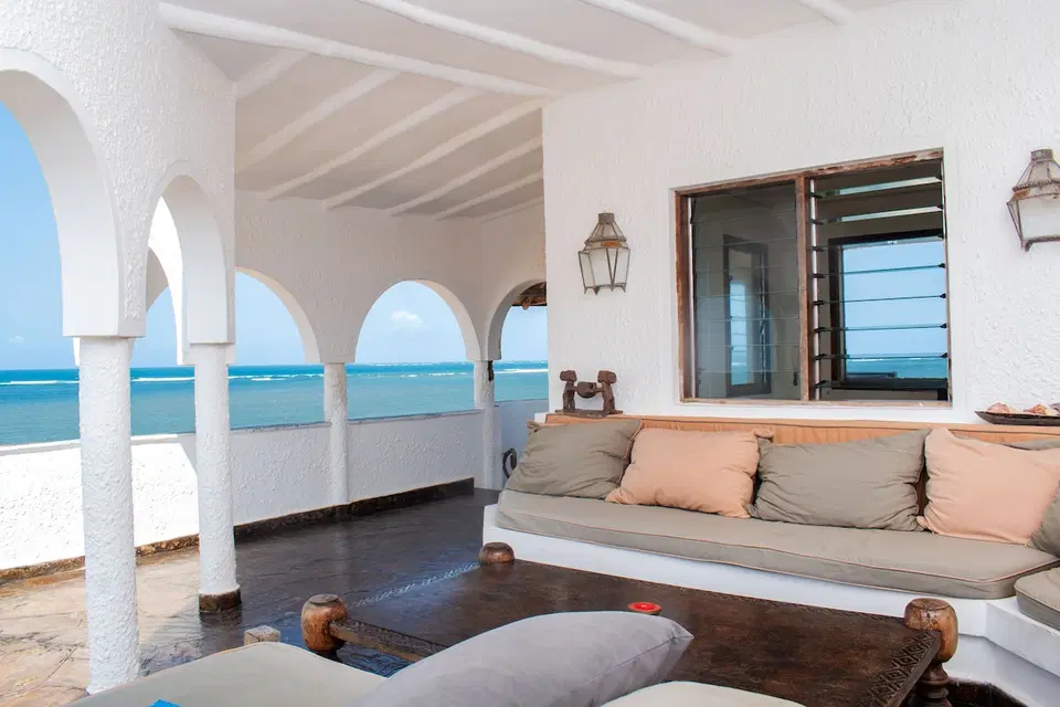 Panoramic Oceanfront Penthouse Pool & Housekeeping photo 5