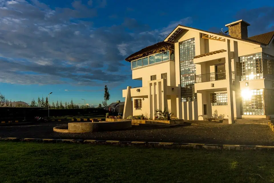 Country Villa | 6BR Group Stay, Nanyuki photo 6