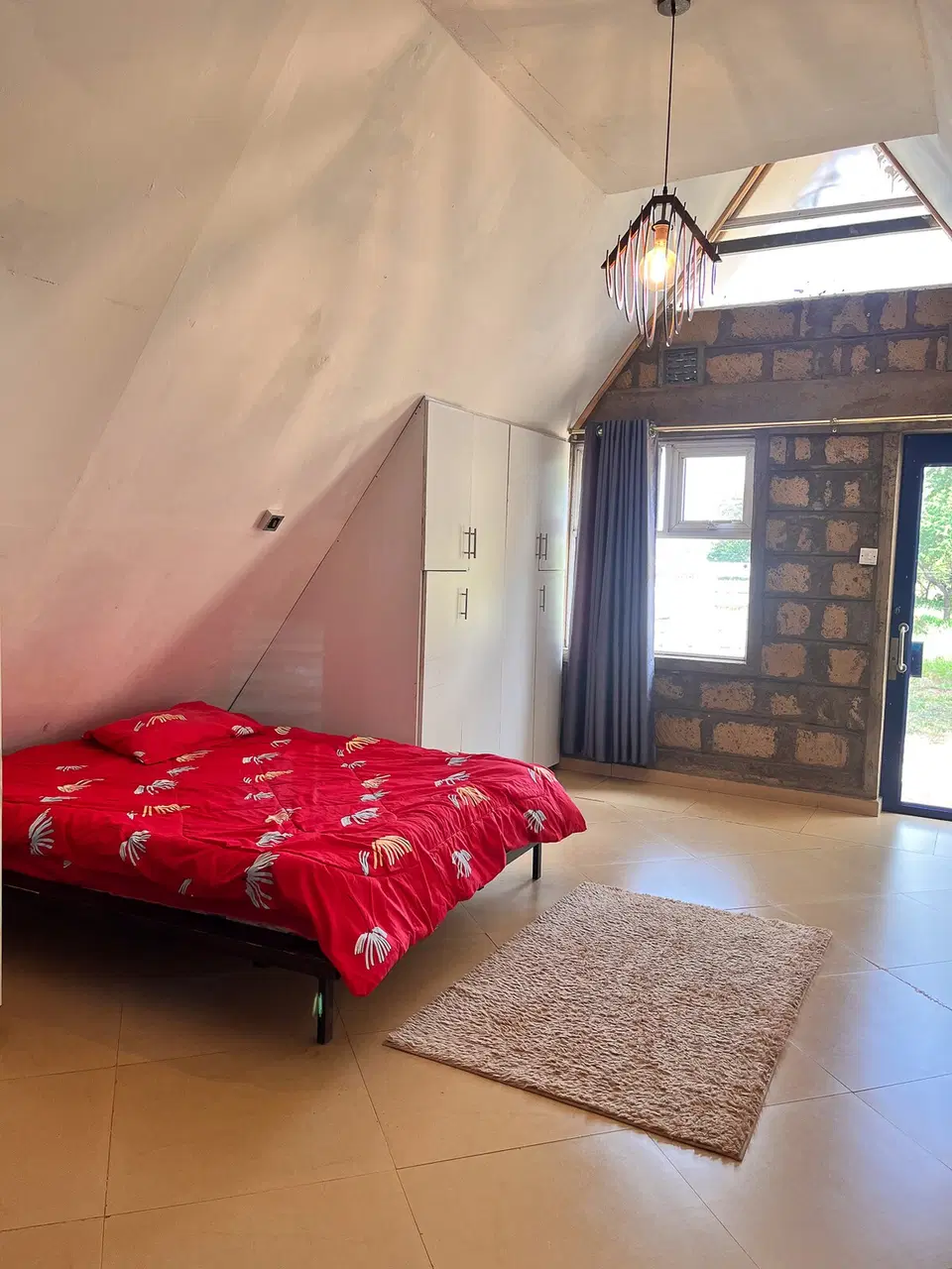 Amboseli Glass House – 3BR, a Pool — photo 14