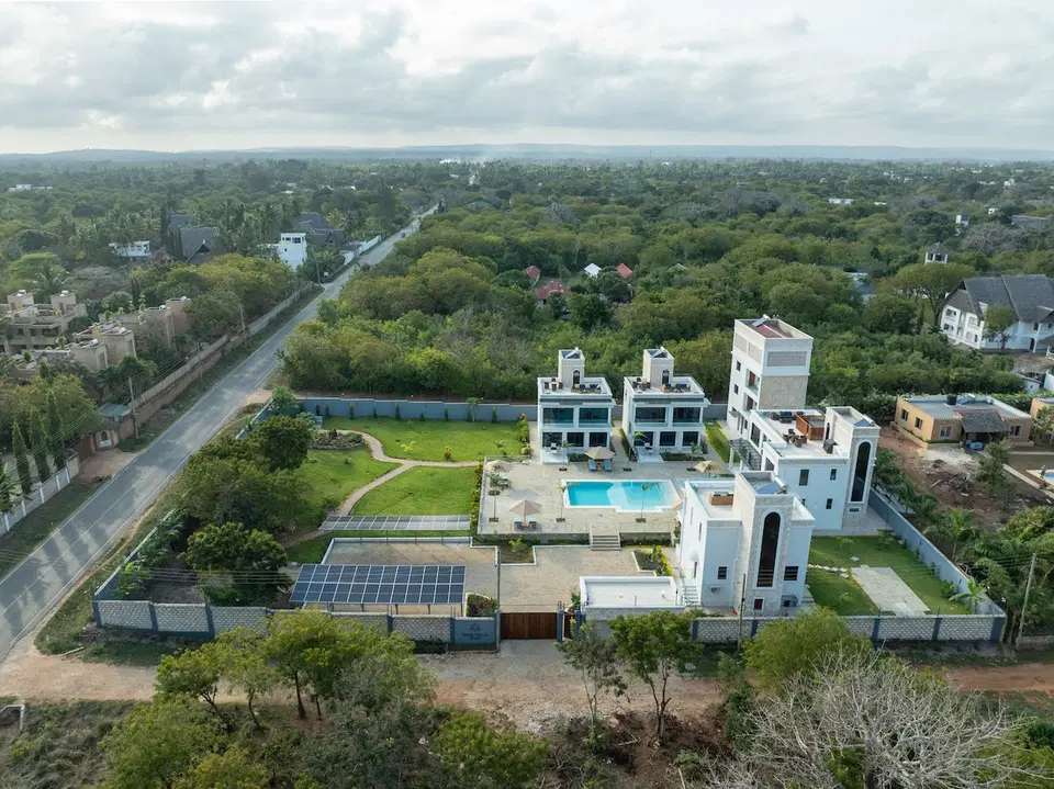 Awaken Diani — photo 1