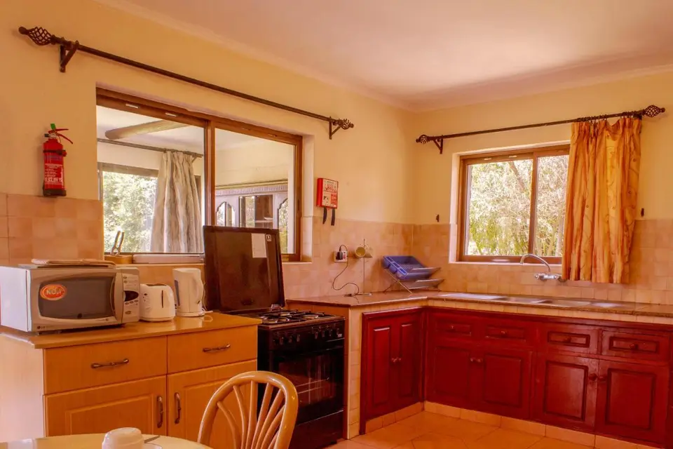 Ol-Kine Cottage at The Great Rift Valley Lodge & Golf Resort Naivasha photo 9