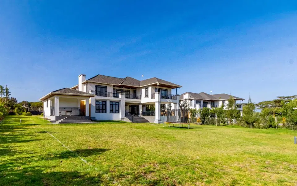 Lake View Villa | 5BR with Guest Wing, Naivasha photo 1