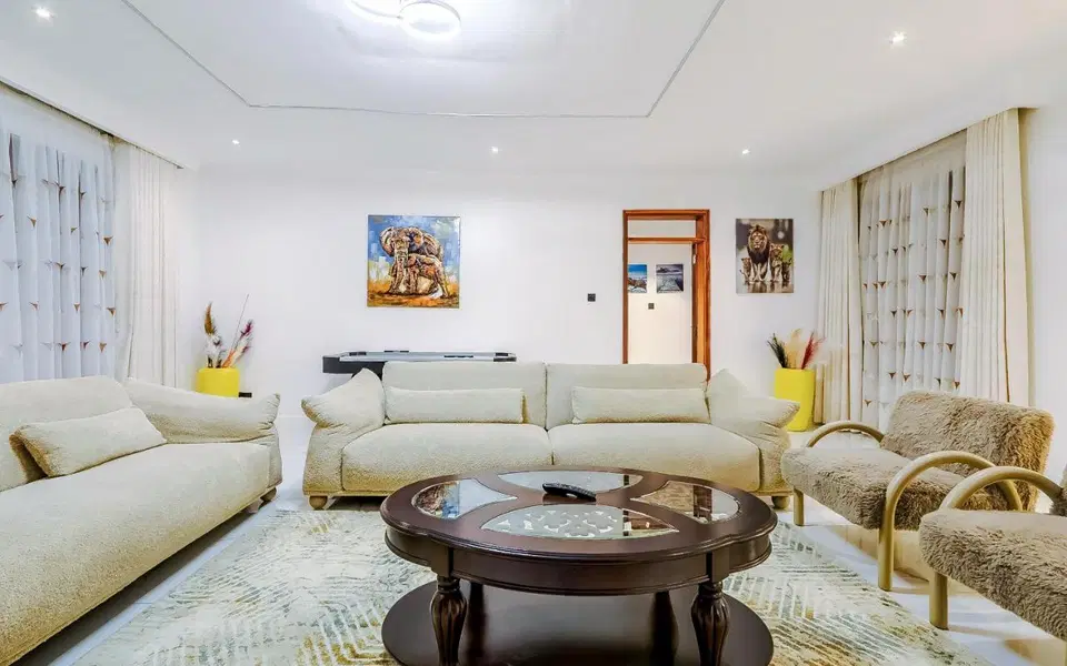 Lake View Villa | 5BR with Guest Wing, Naivasha photo 11
