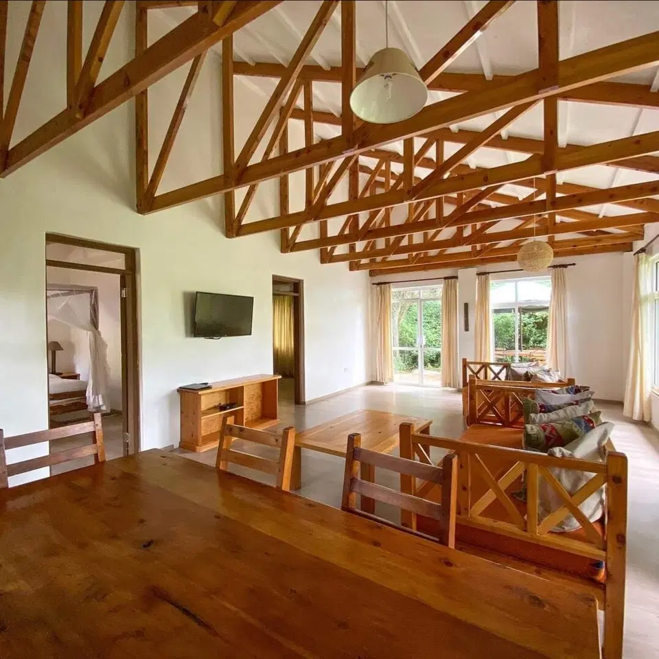 Charmng Afrocentric 2BR Villa — photo 12