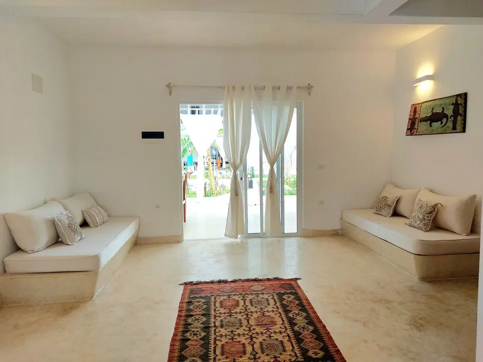 Luxury Villa — photo 2