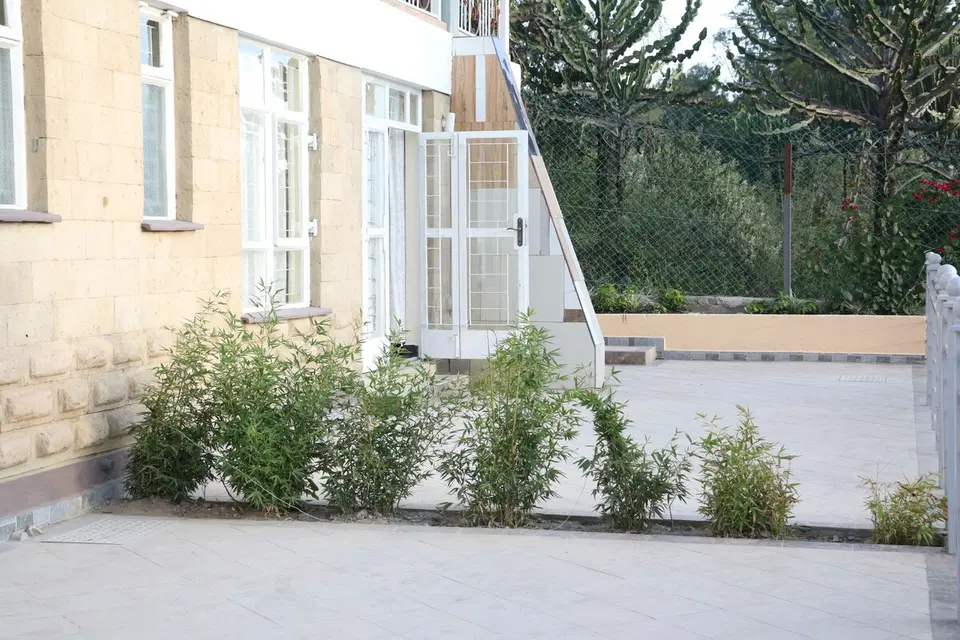 Apple 4BR Villa — photo 8