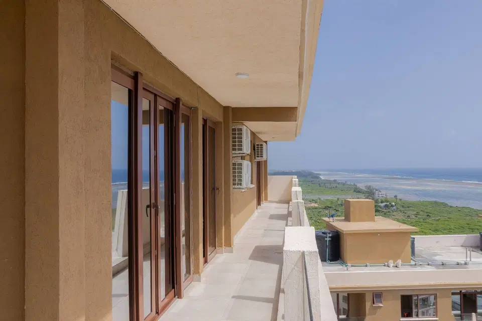 Kikambala Penthouse 4BR Ocean Views photo 7