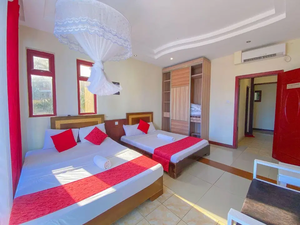 Shanzu Beachfront 3-Bedroom photo 3