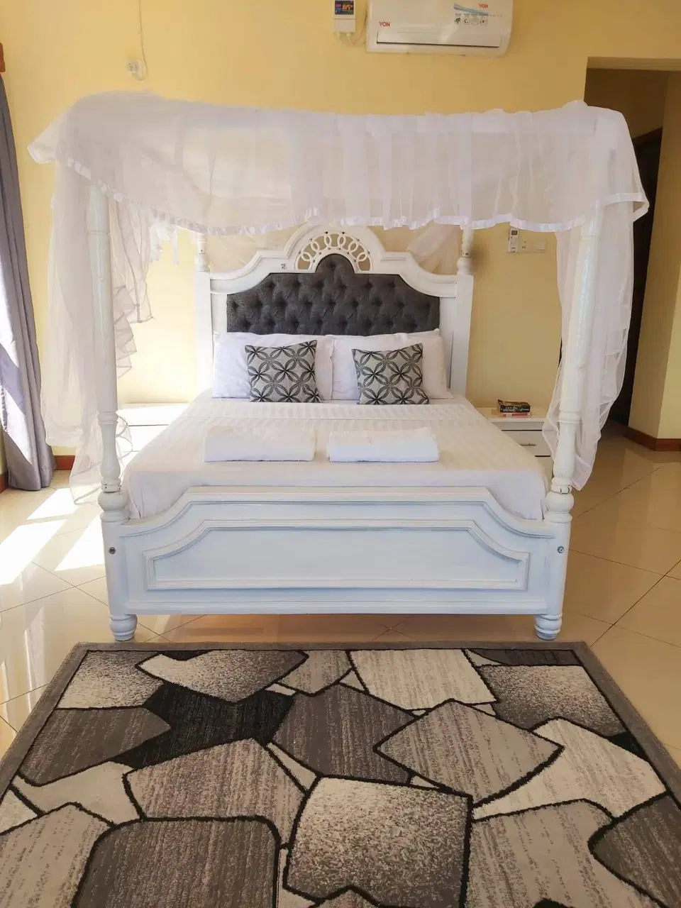 Nyali Stunning 4-Bedroom Sea View photo 2