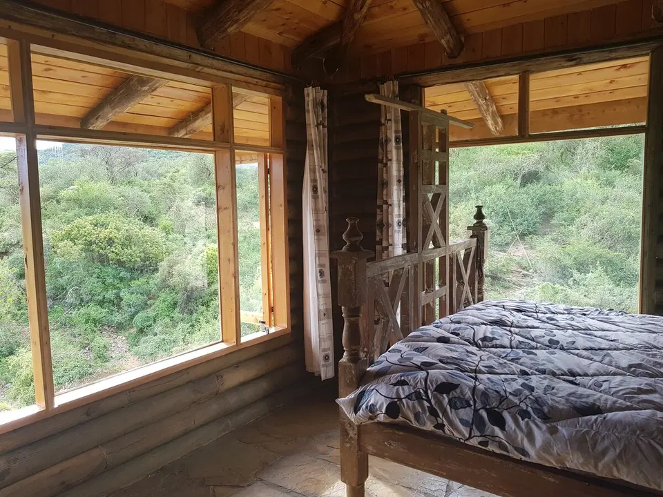 Olelek Ranch House – A Log Cabin in the Bush – 7BR — photo 10