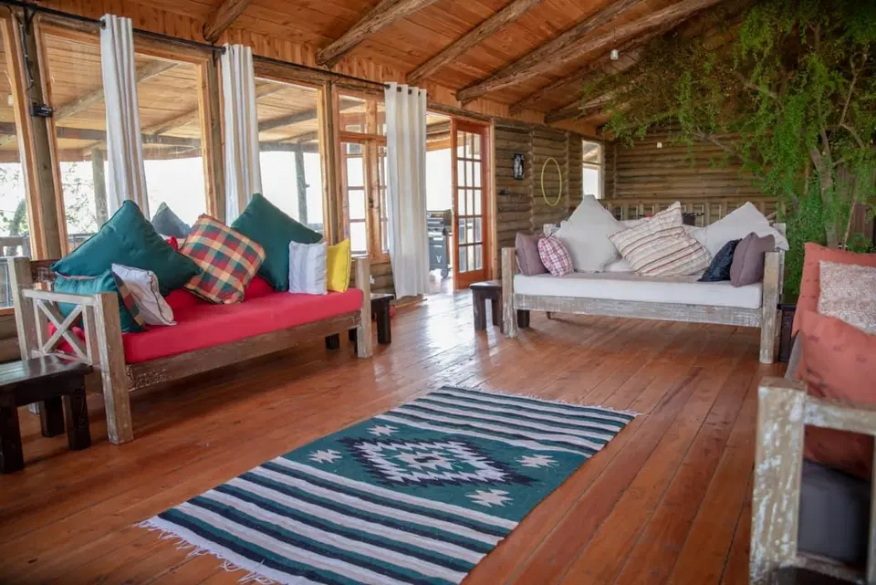 Olelek Ranch House – A Log Cabin in the Bush – 7BR — photo 6
