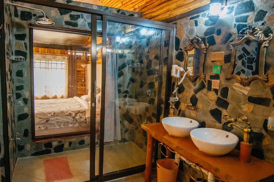 Lake Log House | 4BR, Elementaita photo 15