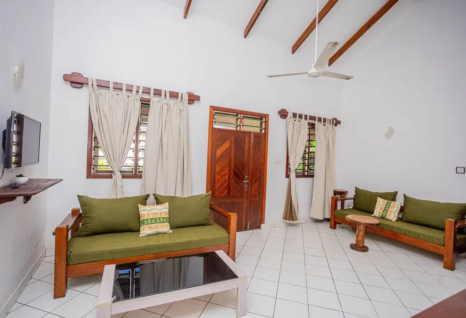 Family Pool Villa | 3BR, Diani photo 5