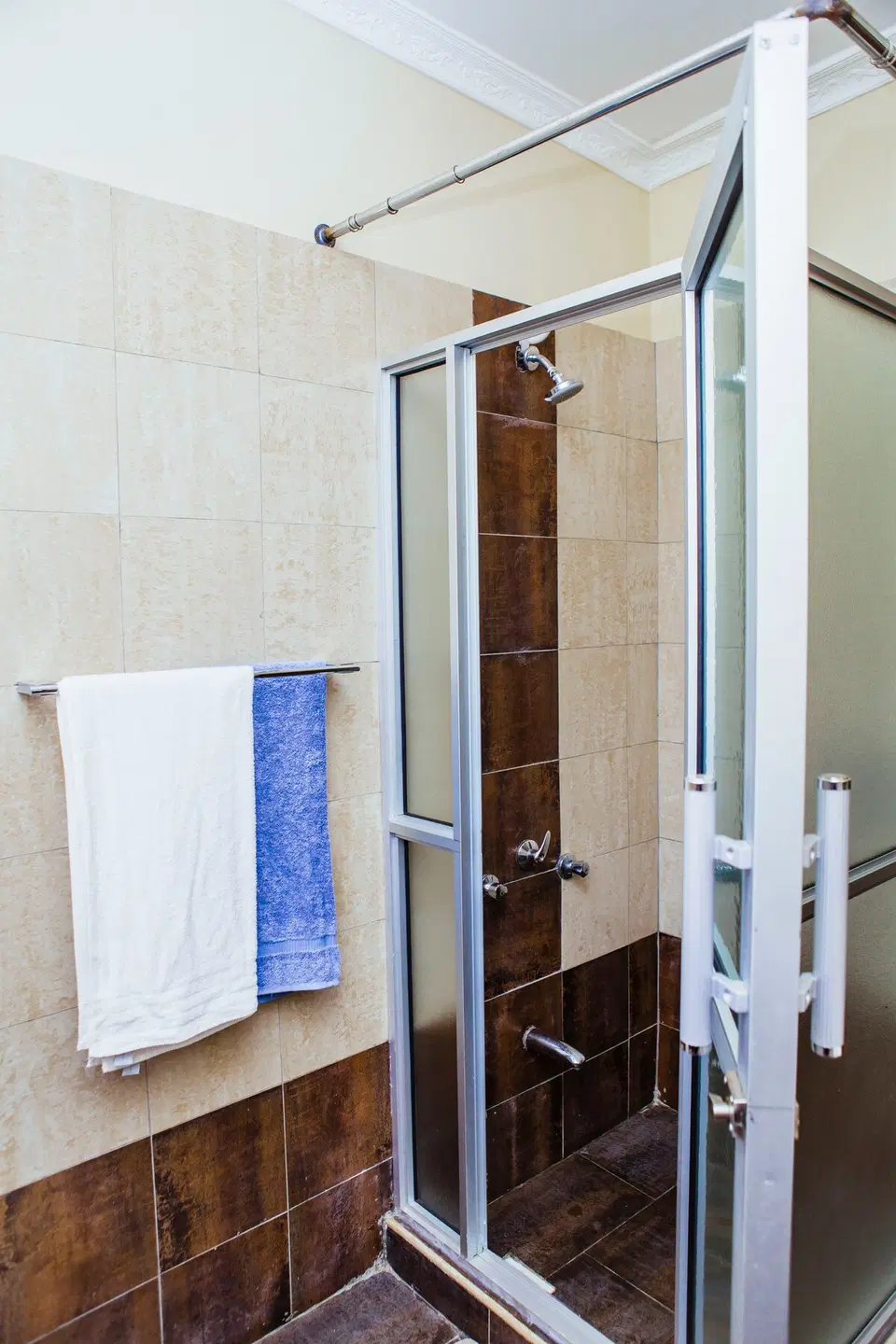 The Sheerdrop 4BR — photo 10