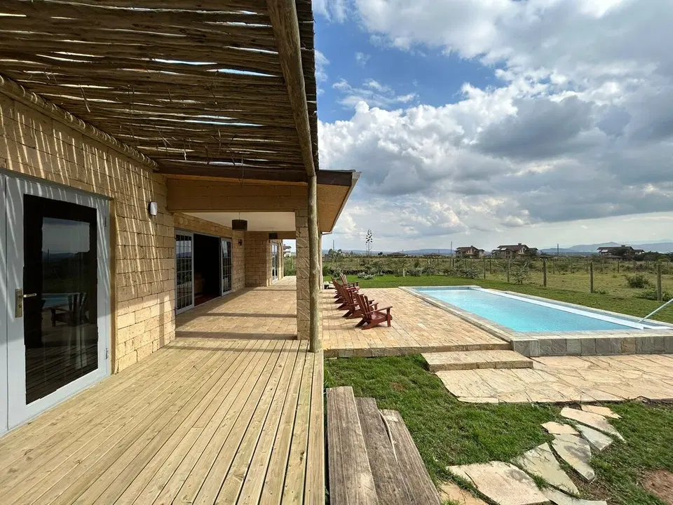 The Annex 4BR Mansion with a Private Pool and Amazing Views — photo 7