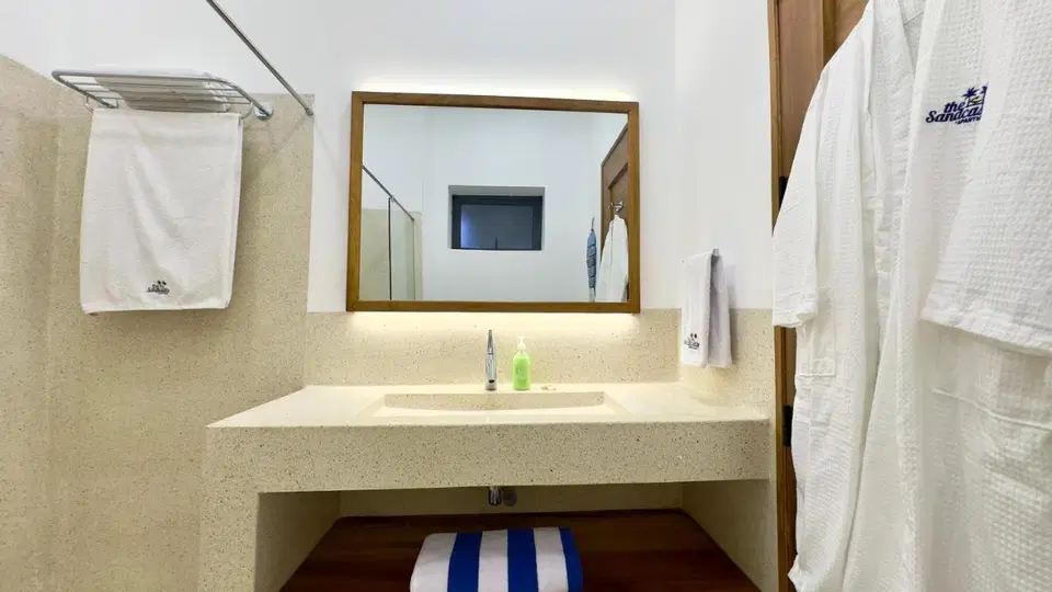 The SandCastle 2BR Apartment — photo 3