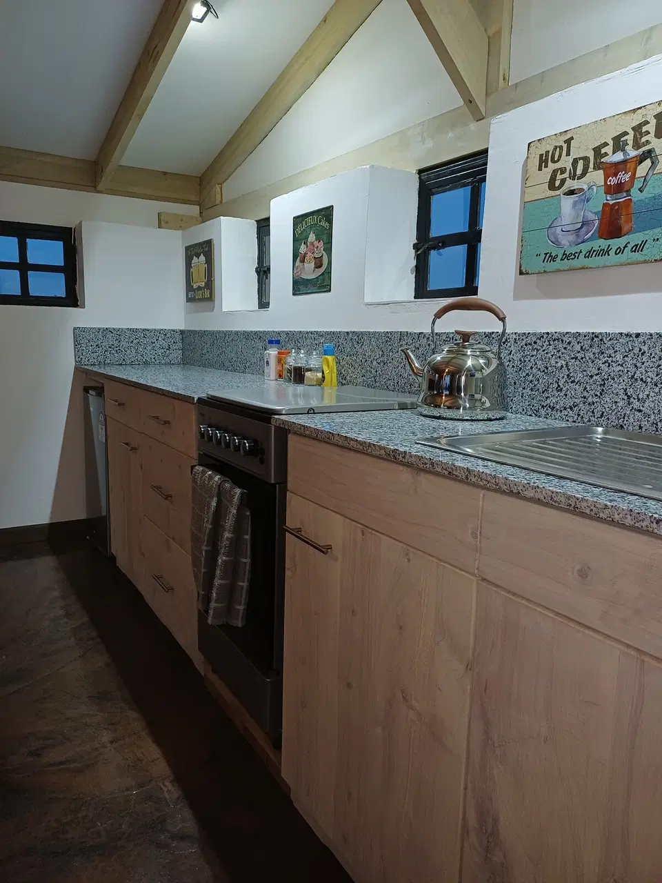 Tower – Cossy 1BR Cottage on Champagne Ridge — photo 6