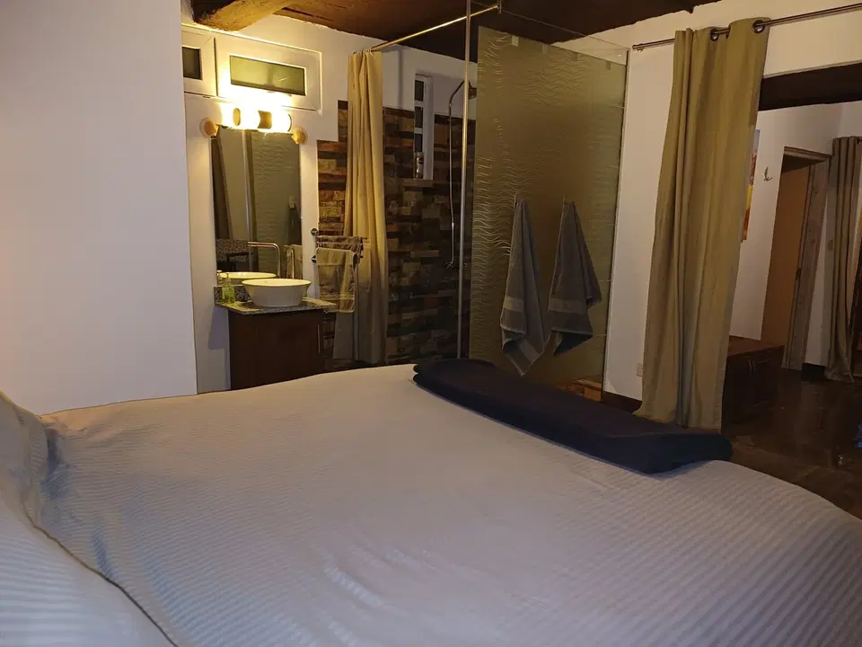 Tower – Cossy 1BR Cottage on Champagne Ridge — photo 9